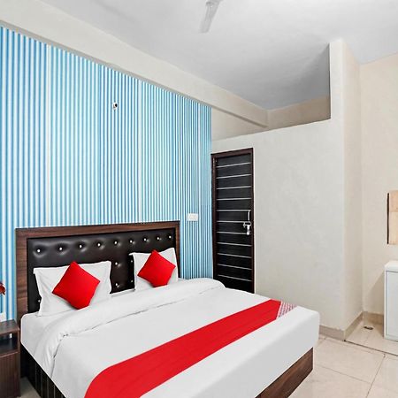 Hotel O Avs Hotel & Restaurant Noida Exteriér fotografie