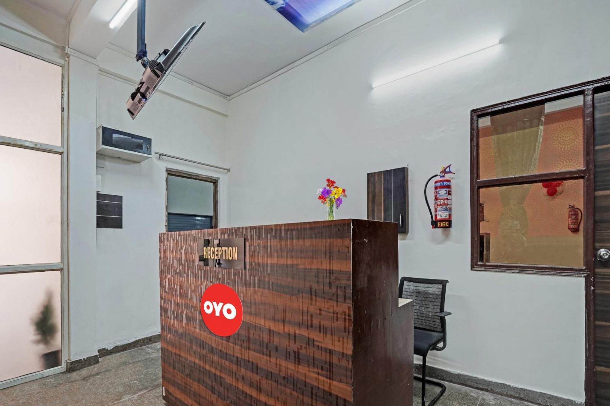 Hotel O Avs Hotel & Restaurant Noida Exteriér fotografie