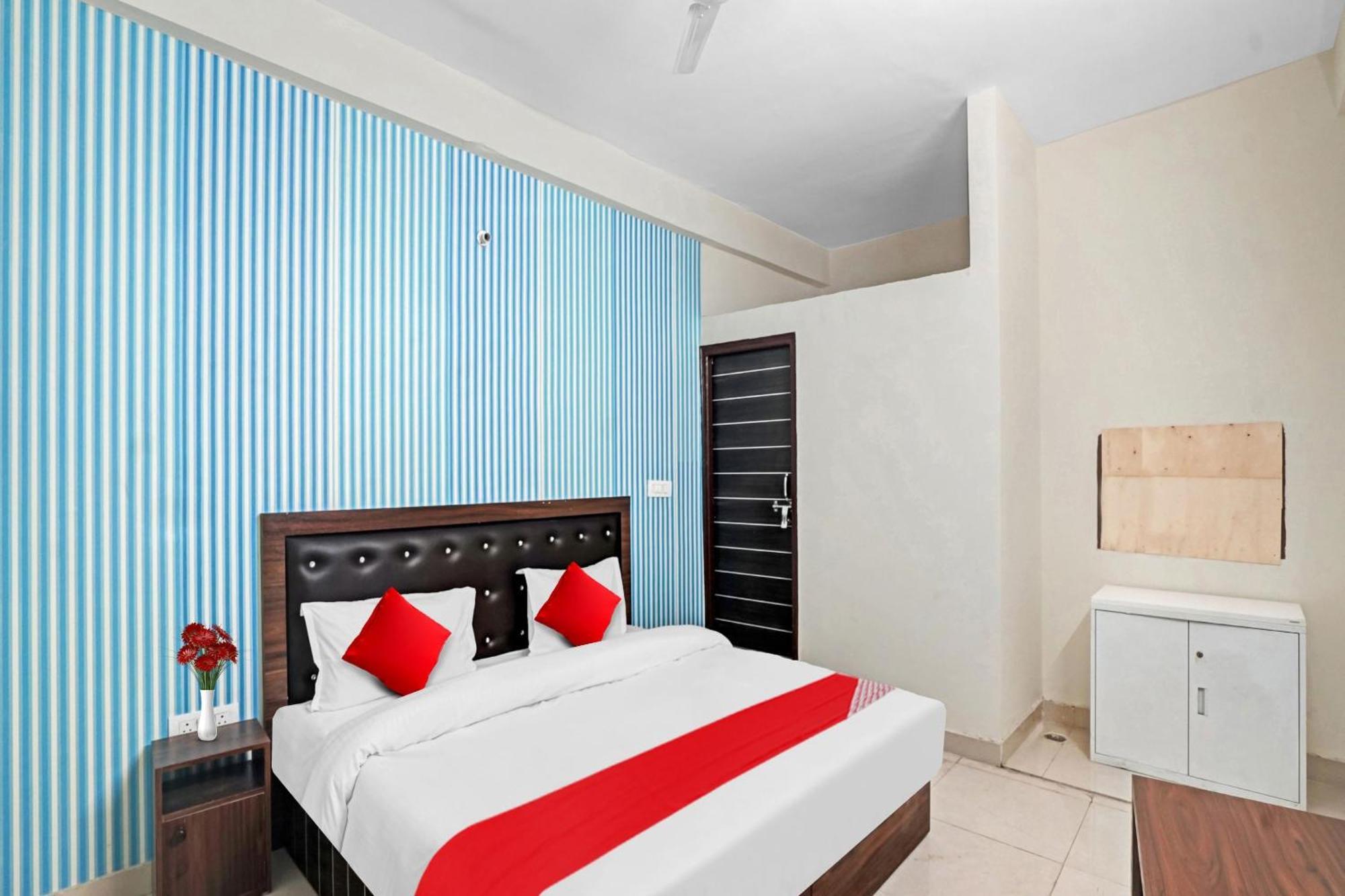 Hotel O Avs Hotel & Restaurant Noida Exteriér fotografie